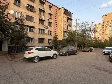 2-комн. квартира, 2 этаж, 54 м², 63 мкр