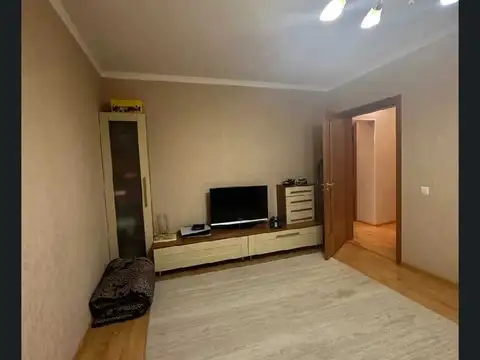 3-комн. квартира, 4 этаж, 70 м², 92 мкр