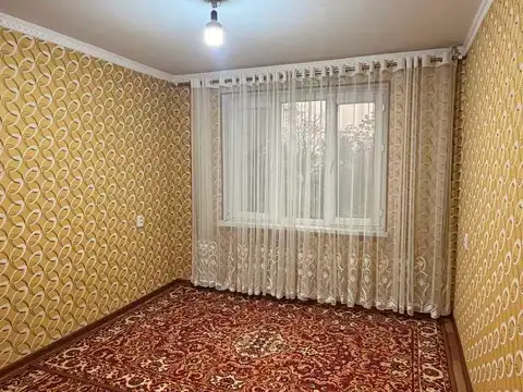4-комн. квартира, 3 этаж, 68 м², 63 мкр