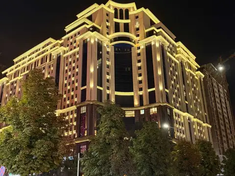 2-комн. квартира, 17 этаж, 83 м², Созидание