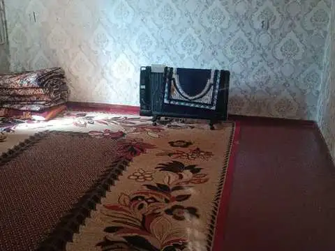 2-комн. квартира, 2 этаж, 40 м², Фирдавси