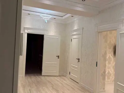 4-комн. квартира, 16 этаж, 158 м², Фирдавси