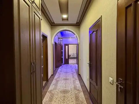 2-комн. квартира, 6 этаж, 91 м², Исмоили Сомони