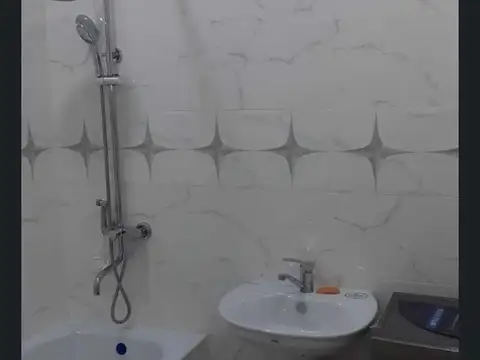 2-комн. квартира, 14 этаж, 81 м², Шохмансур