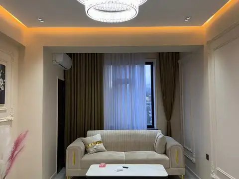 2-комн. квартира, 12 этаж, 61 м², Шохмансур