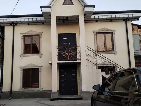 Дом, 6 комн., 300 м², Исмоили Сомони
