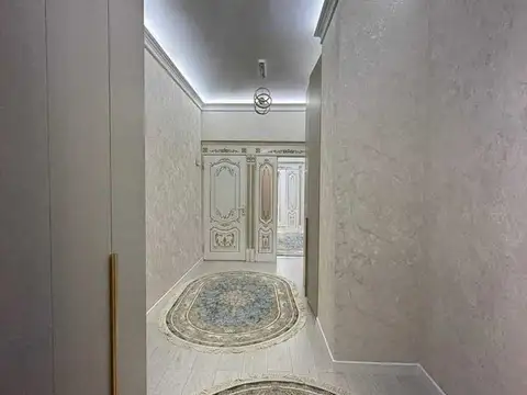 4-комн. квартира, 1 этаж, 152 м², Сино