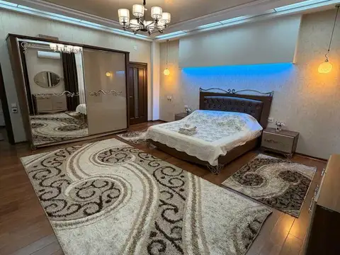 2-комн. квартира, 4 этаж, 111 м², Душанбе