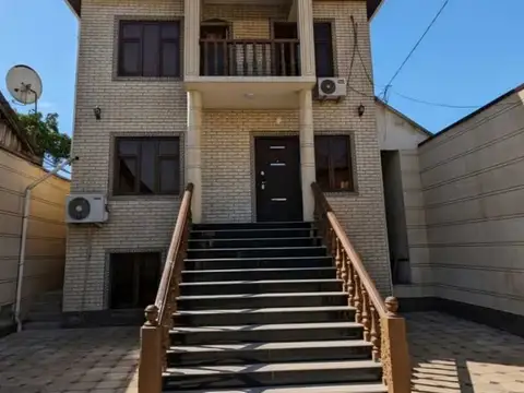 Дом, 6 комн., 260 м², Гипрозем