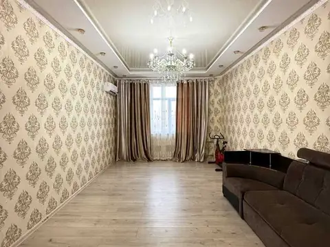 3-комн. квартира, 8 этаж, 100 м², 32 мкр