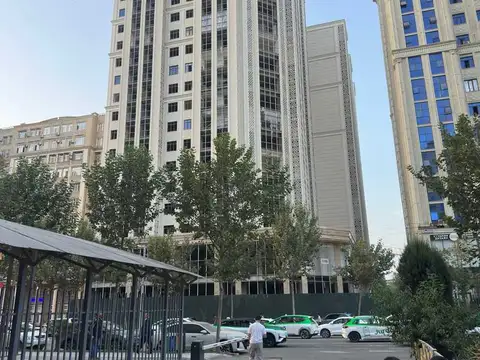 3-комн. квартира, 5 этаж, 103 м², Садбарг