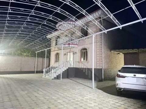 Дом, 5 комн., 500 м², Автоцентр