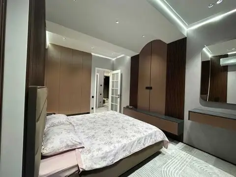 2-комн. квартира, 10 этаж, 100 м², Дом печати