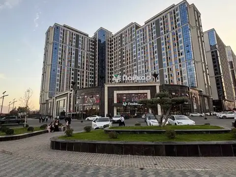 2-комн. квартира, 6 этаж, 63 м², Созидание