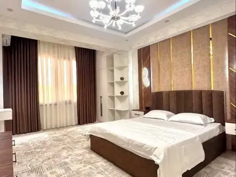 2-комн. квартира, 5 этаж, 82 м², Исмоили Сомони
