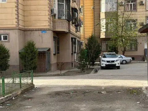 Коммерческая, 430 м², Испечак