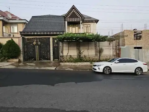 Дом, 8 комн., 300 м², Шохмансур
