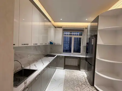2-комн. квартира, 3 этаж, 82 м², Исмоили Сомони