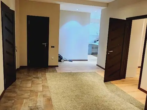 Хонаи 3-ҳуҷрагӣ, ошёнаи 15, 126 м², Шоҳмансур