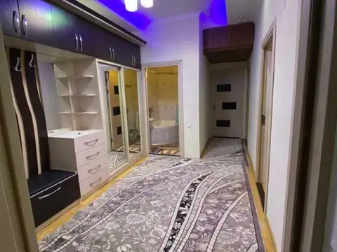 3-комн. квартира, 2 этаж, 100 м², Сино
