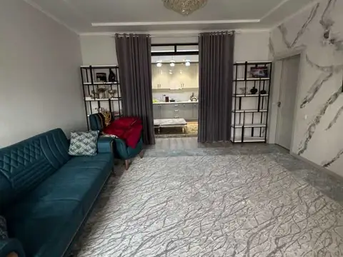 3-комн. квартира, 5 этаж, 120 м², Цирк