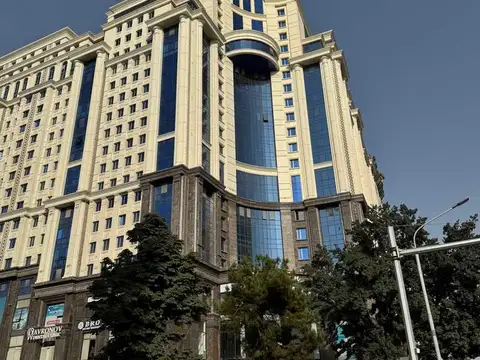 Коммерческая, 40 м², ЦУМ