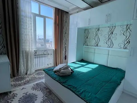 3-комн. квартира, 15 этаж, 100 м², Молодёжный