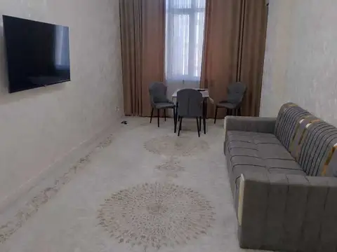 2-комн. квартира, 14 этаж, 75 м², Голубой экран
